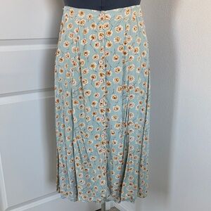 Chic Floral Midi Skirt in Green and Yellow